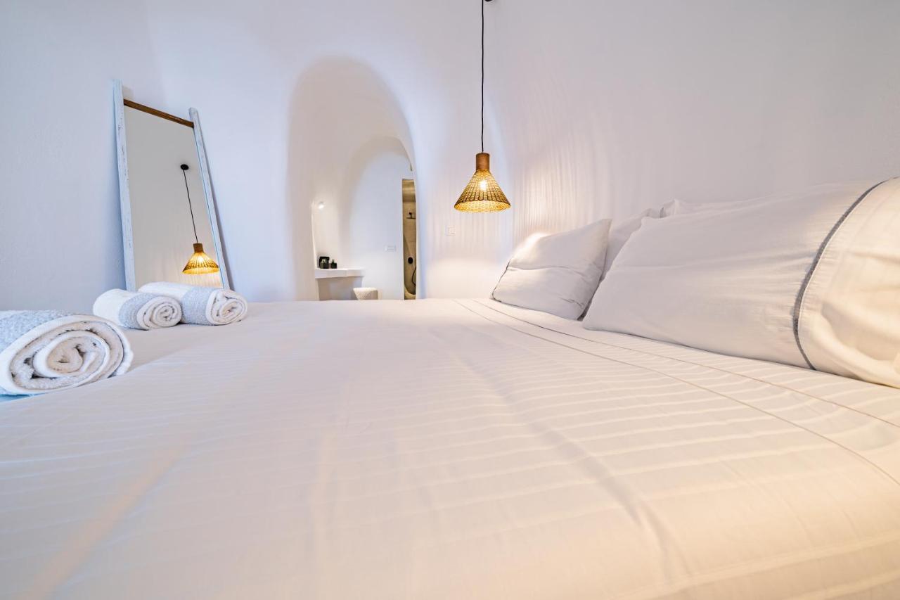 Eternity Suites Santorini Fira  Exterior photo